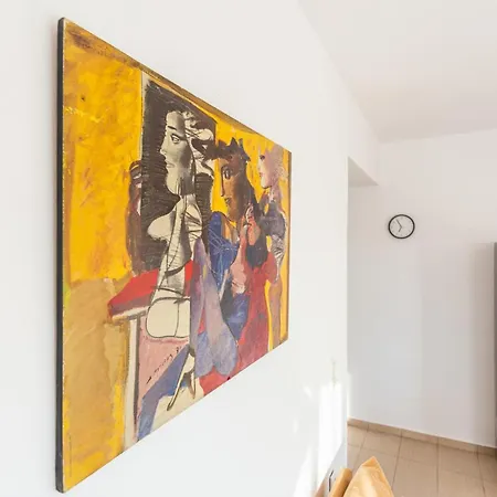 Διαμέρισμα Iriana's In Center *