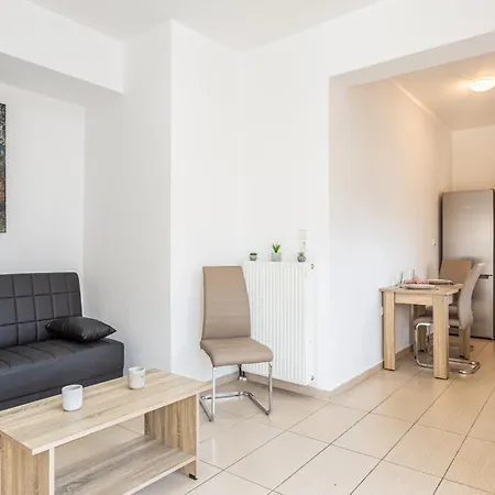 Iriana's In Center *