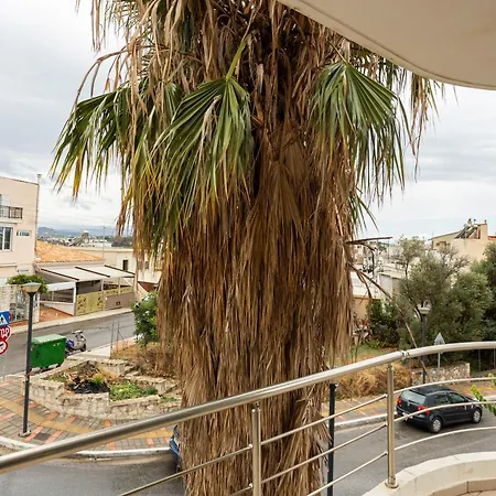 Iriana's In Center * ハニア